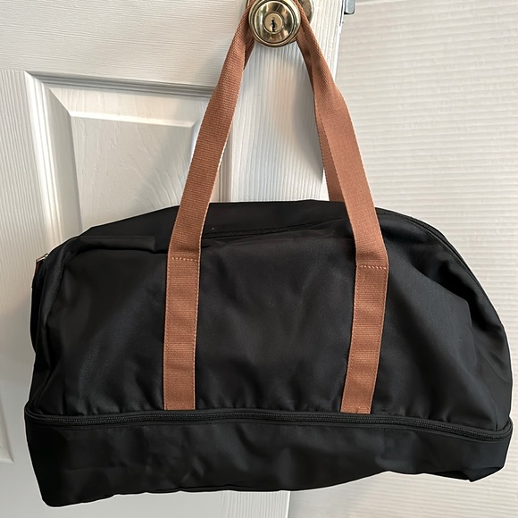 Handbags - Travel Bag with Under Storage
